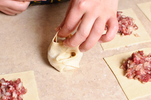 Как замешивать тесто на манты
