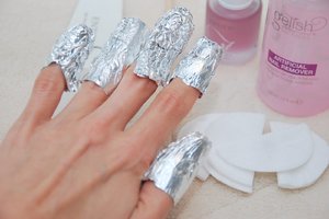 Как можно очистить ногти от средства