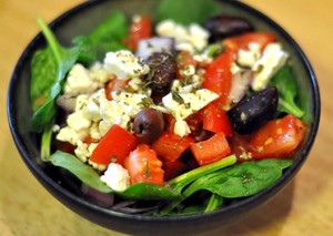 Греческий салат по классическому рецепту