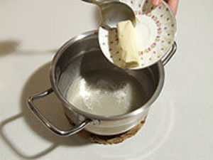 Как правильно смазать торт кремов