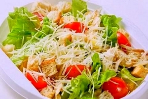 Вкусный салат цезарь